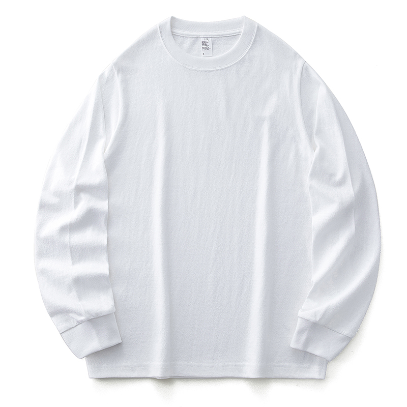春秋冬必備 純白寬松長袖T恤的簡約時尚設(shè)計